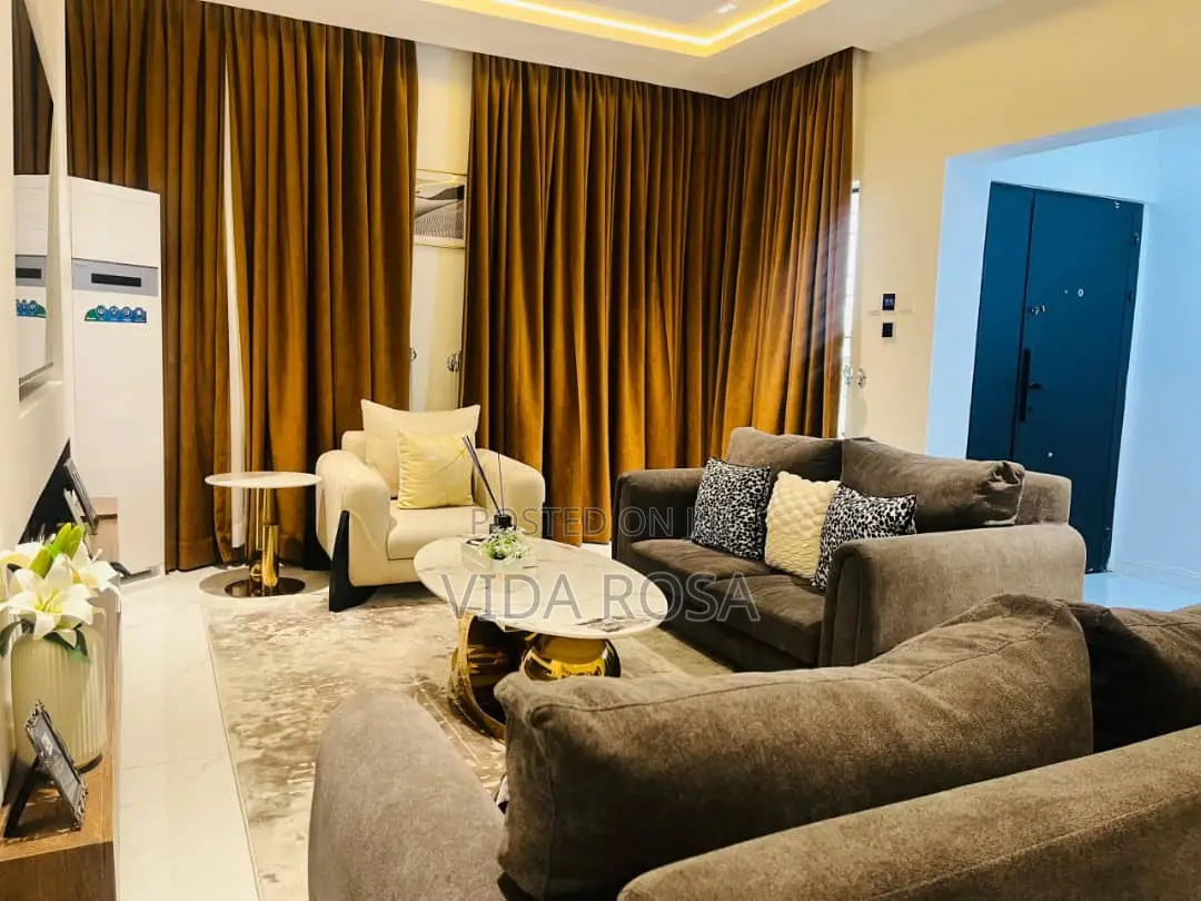Furnished 3bdrm Apartment in Abraham Adesanya Estate for sale in Abraham Adesanya Estate