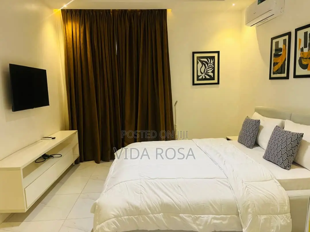 Furnished 3bdrm Apartment in Abraham Adesanya Estate for sale in Abraham Adesanya Estate