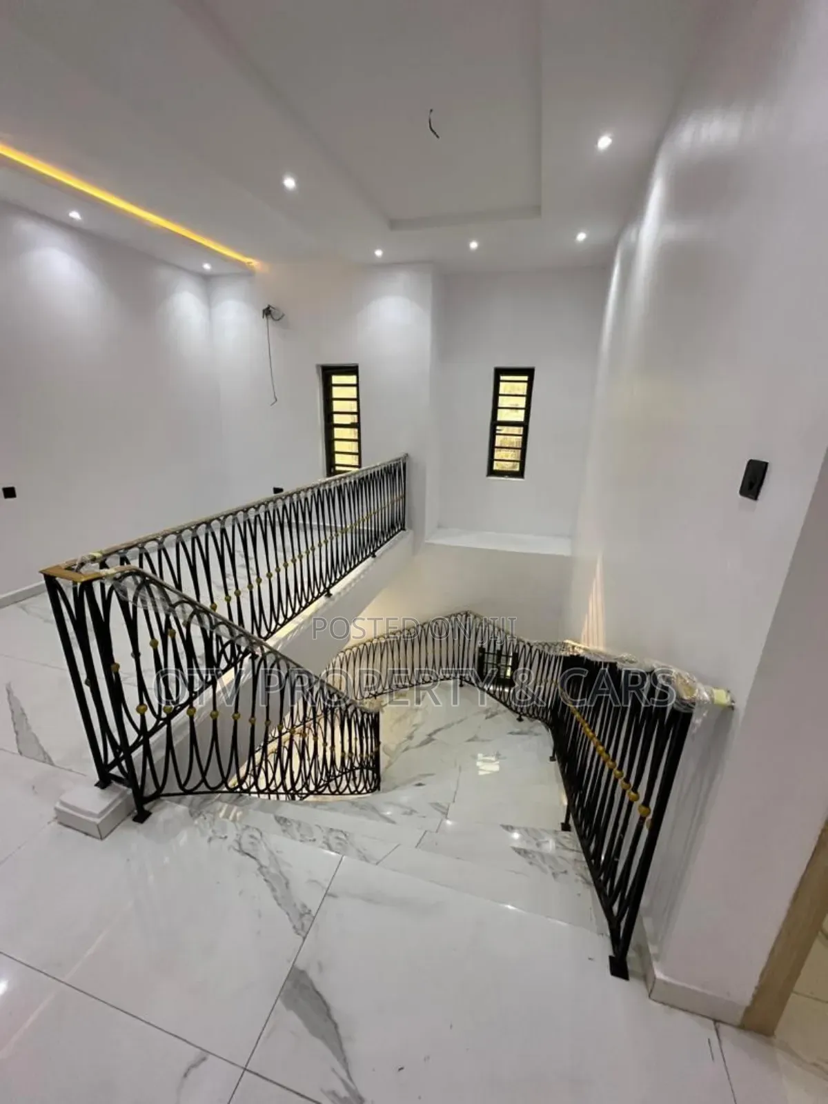 Furnished 5bdrm Duplex in VGC / Ajah for sale in VGC / Ajah