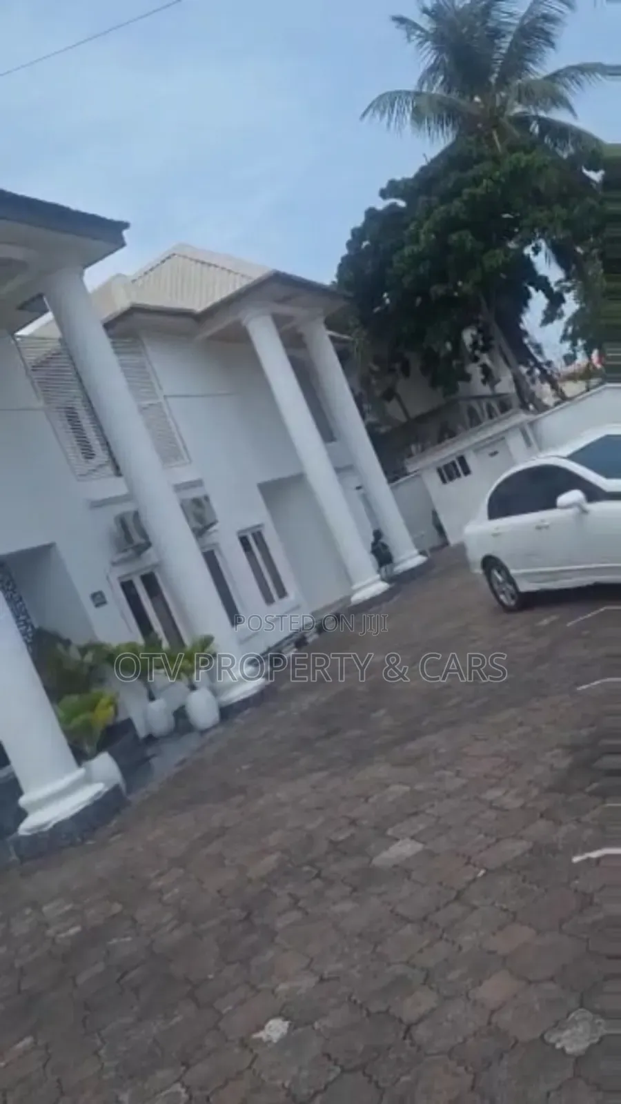 Furnished 10bdrm Duplex in Lekki Phase 1 for sale in Lekki Phase 1