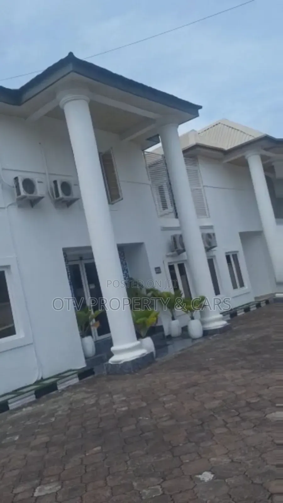 Furnished 10bdrm Duplex in Lekki Phase 1 for sale in Lekki Phase 1