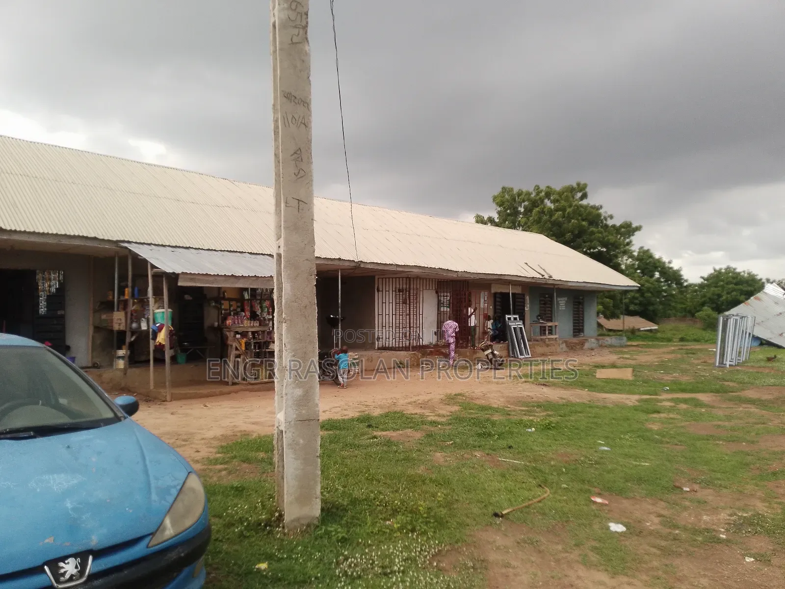 For Sale 7 Plots of Land With 10 Completed Shops in Asa