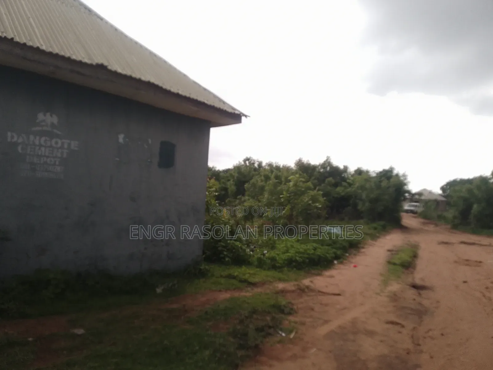 For Sale 7 Plots of Land With 10 Completed Shops in Asa