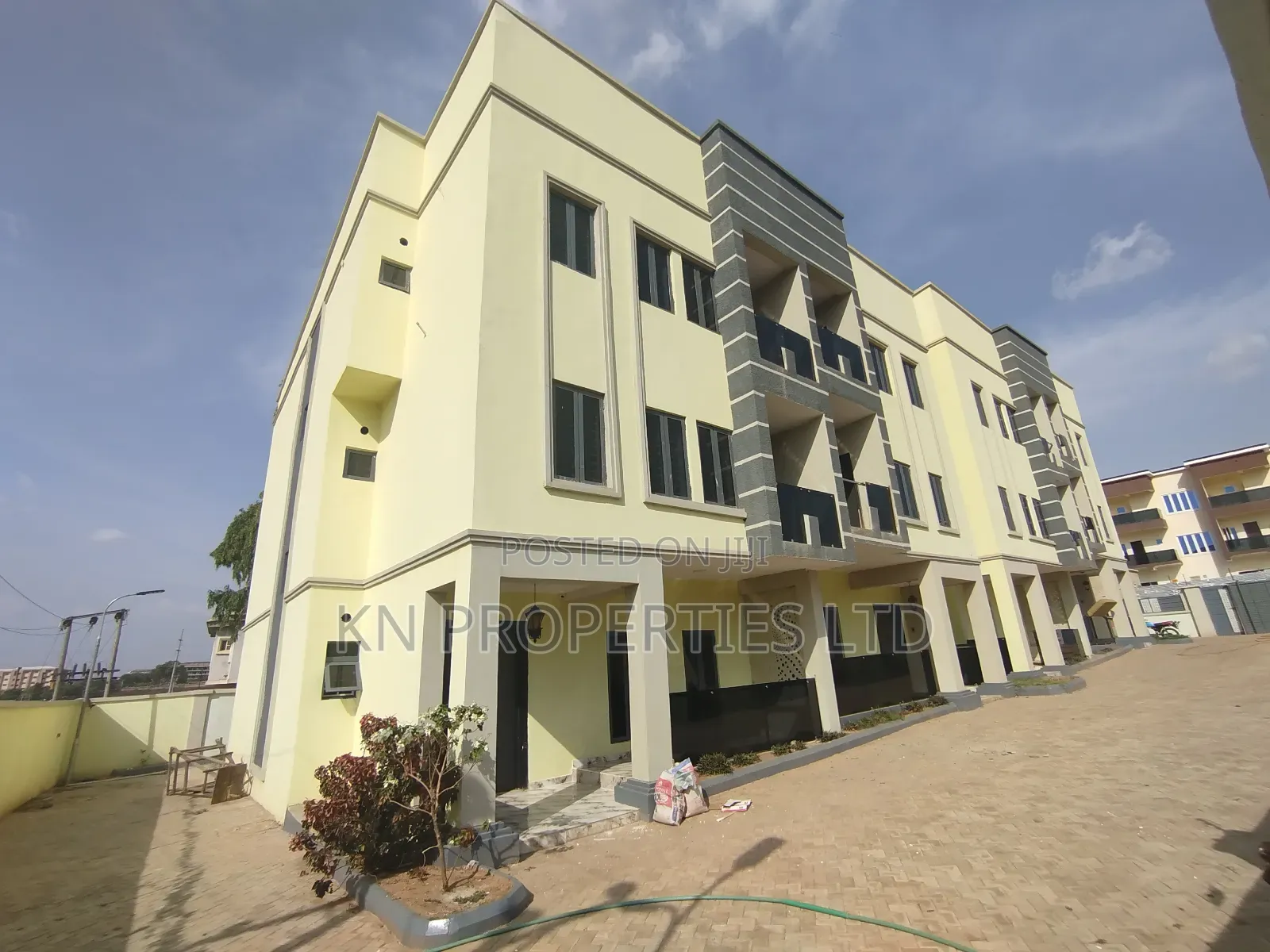 5bdrm Duplex in Gaduwa for rent in Gaduwa