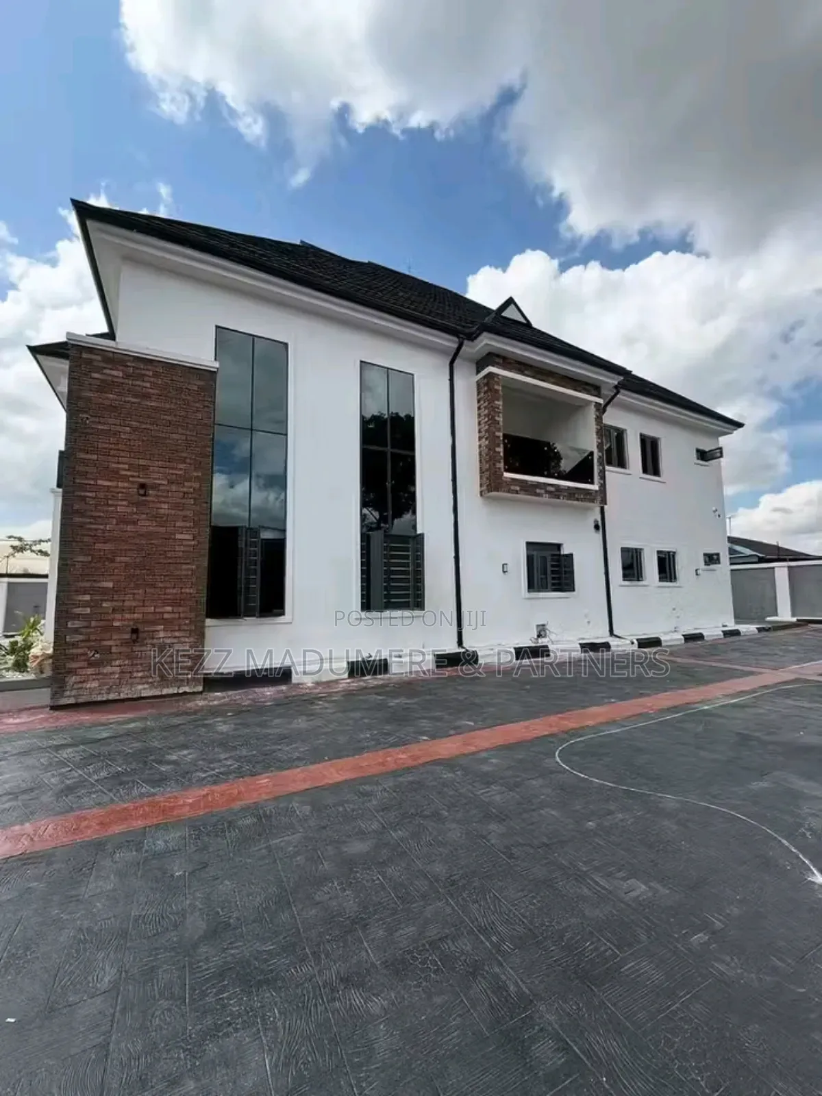 6bdrm Duplex in Eliozu Port Harcourt for sale in Port-Harcourt