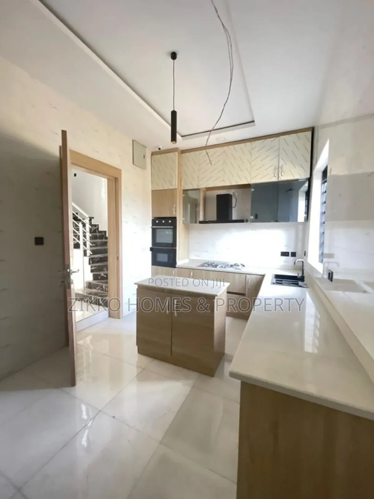 4bdrm Duplex in Ikota Gra Lekki for sale in Lekki