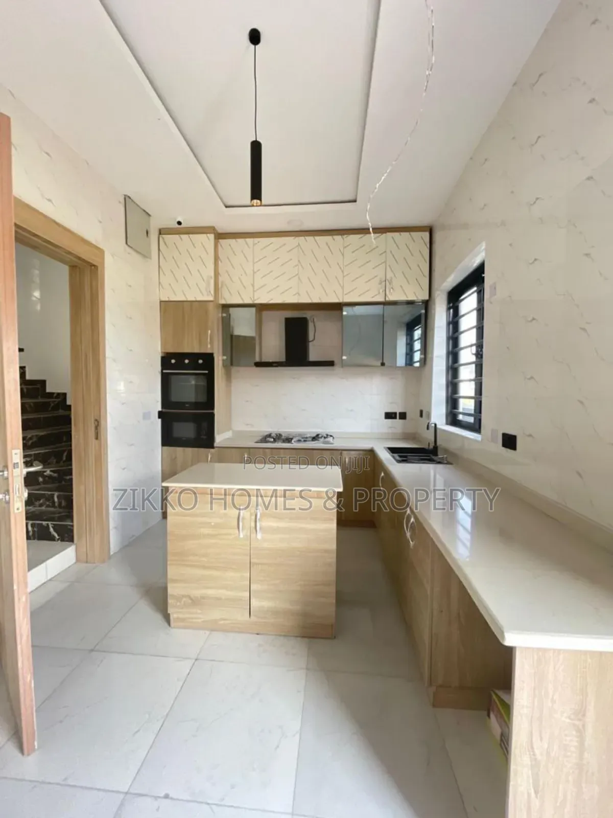 4bdrm Duplex in Ikota Gra Lekki for sale in Lekki