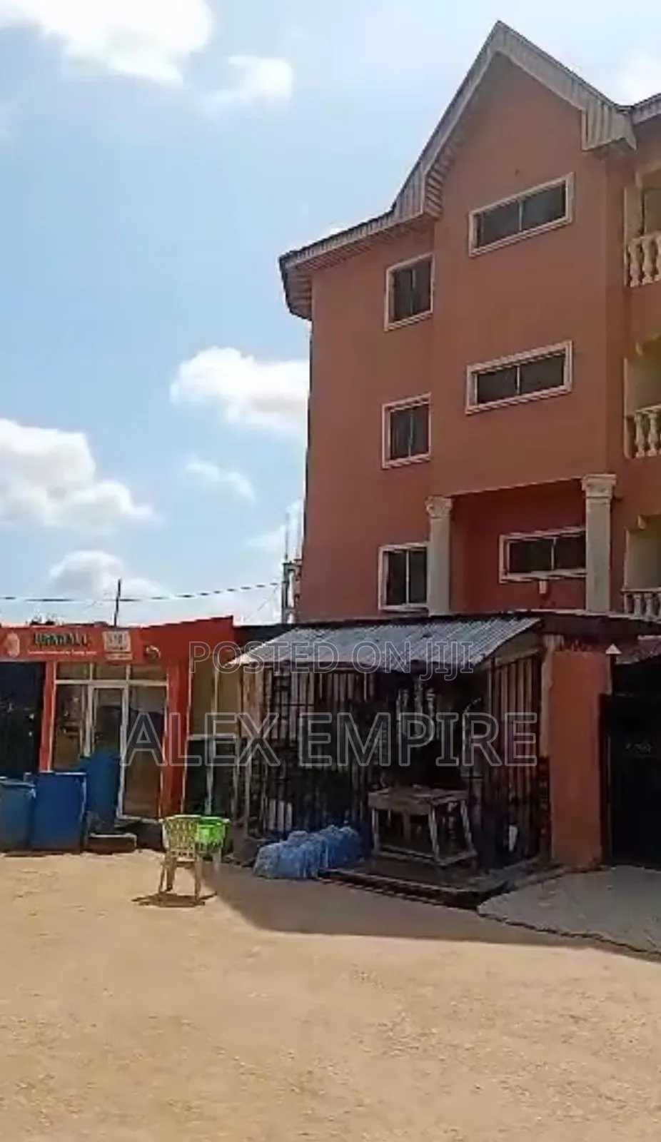 3bdrm Block of Flats in Ago Palace for sale in Ago Palace