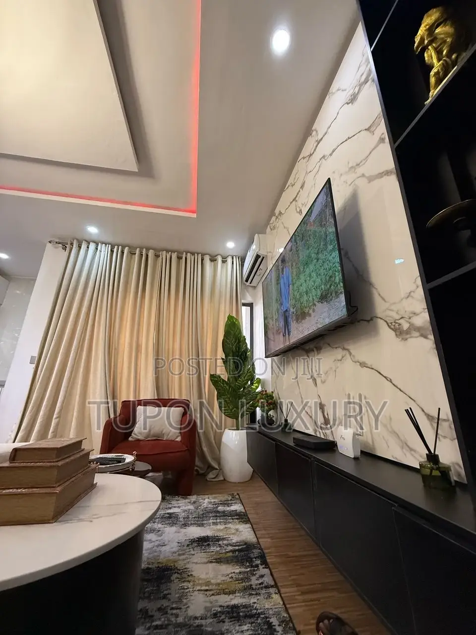 Luxury 1bedroom With Pool and Snooker in Lagos State