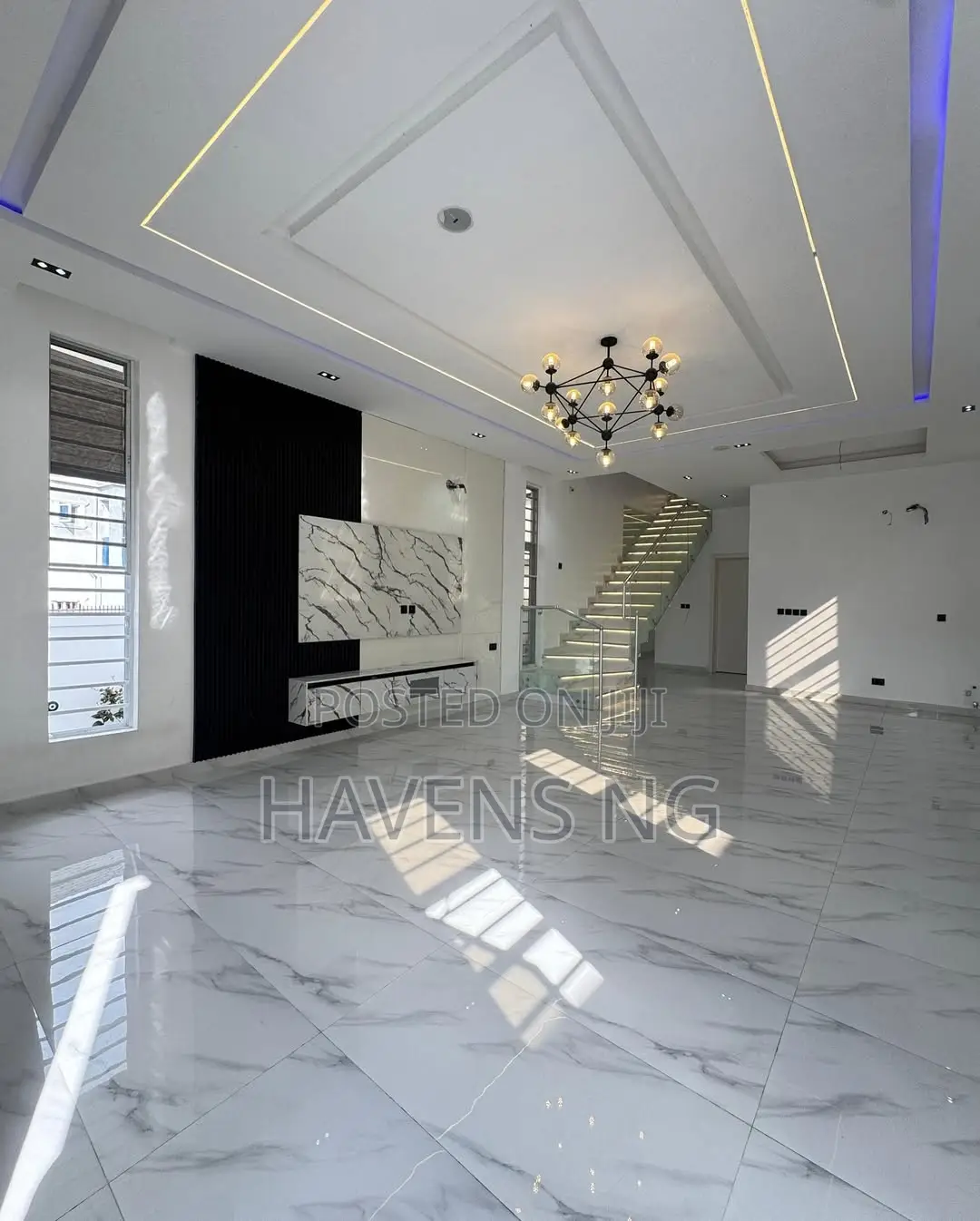 5bdrm Duplex in Sangotedo for sale in Sangotedo