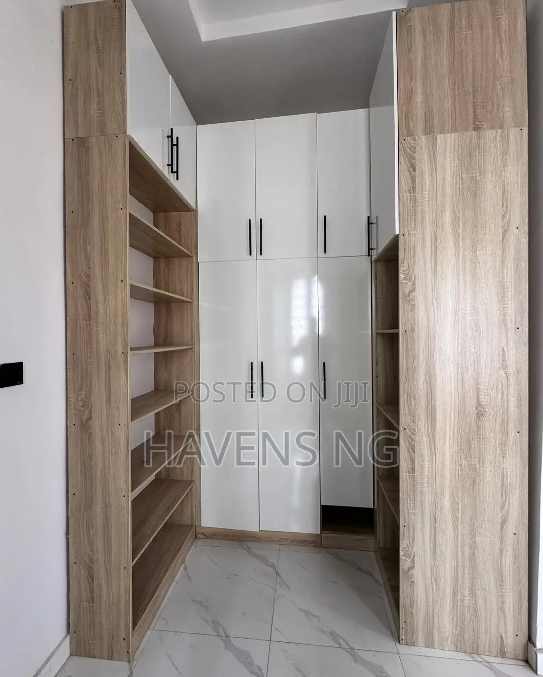 5bdrm Duplex in Ado / Ajah for sale in Ado / Ajah