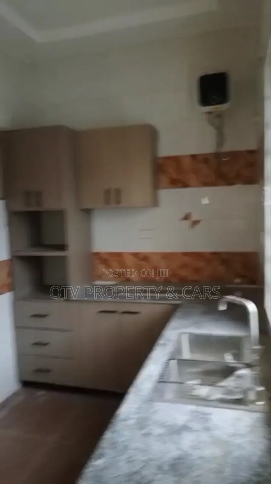 Furnished 5bdrm Townhouse / Terrace in Guzape District for rent in Guzape District