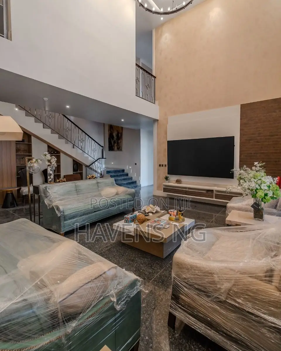 Furnished 6bdrm Villa in Osapa london for sale in Osapa london