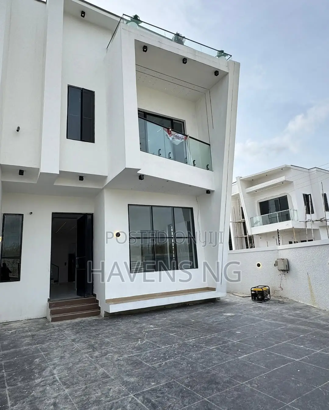 4bdrm Duplex in Abraham Adesanya Estate for sale in Abraham Adesanya Estate