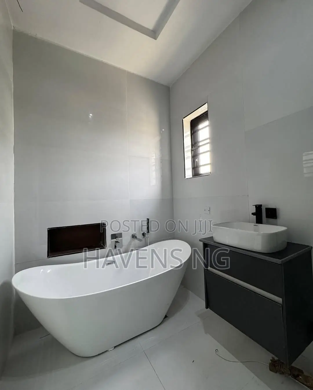 4bdrm Duplex in Abraham Adesanya Estate for sale in Abraham Adesanya Estate