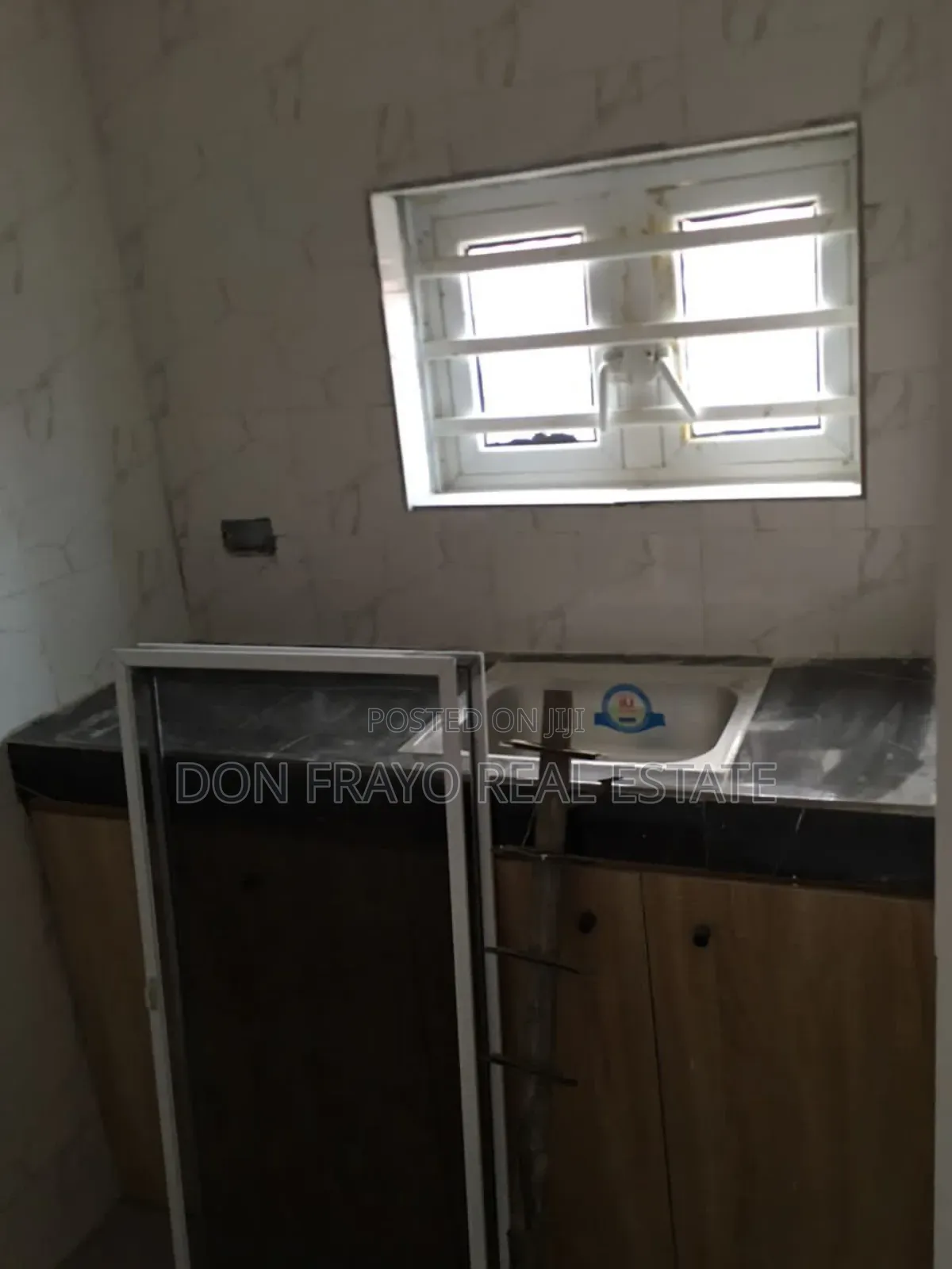 1bdrm Apartment in Ajetunmobi Estate, Agbowo for rent in Agbowo