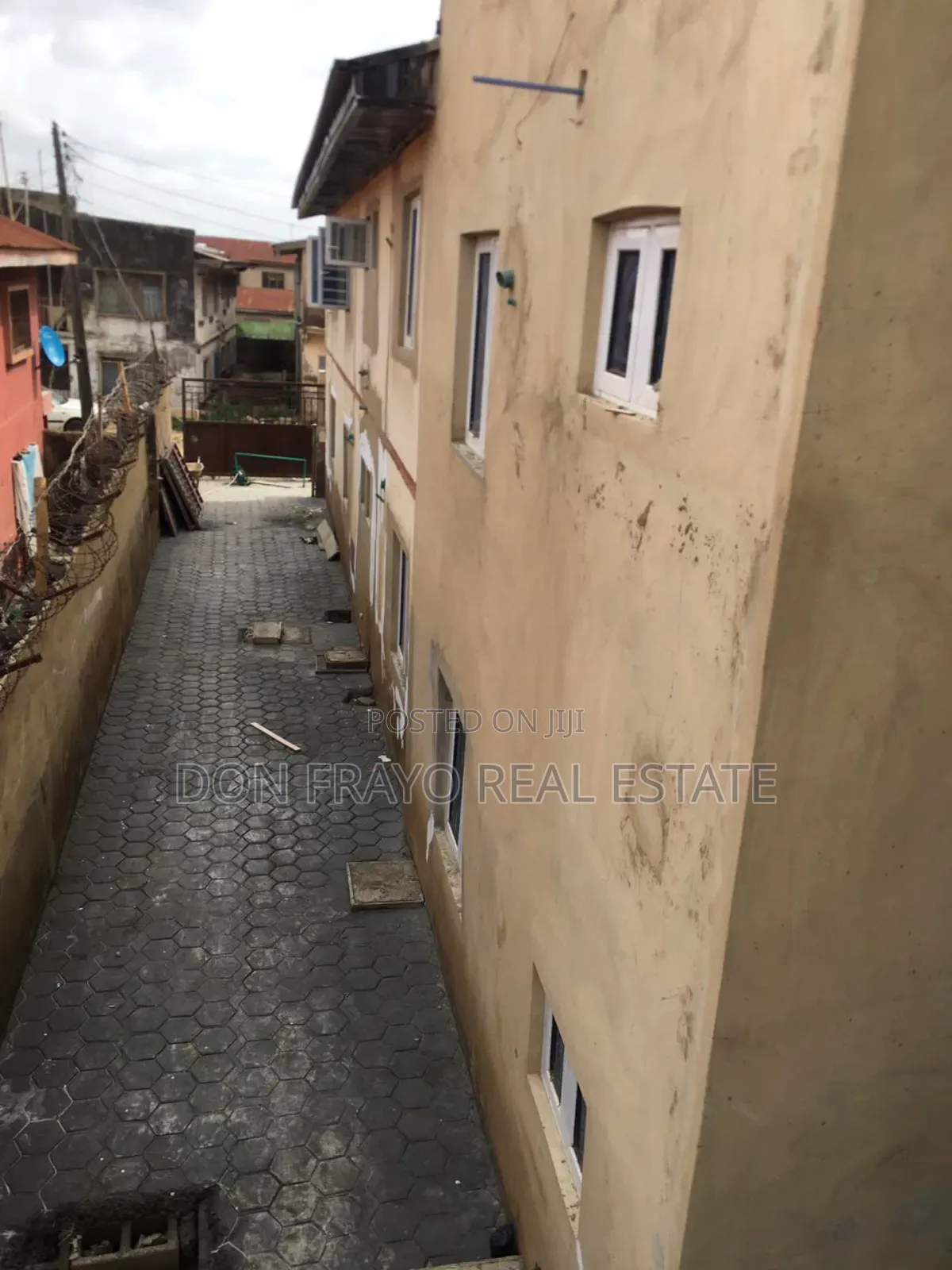 1bdrm Apartment in Ajetunmobi Estate, Agbowo for rent in Agbowo