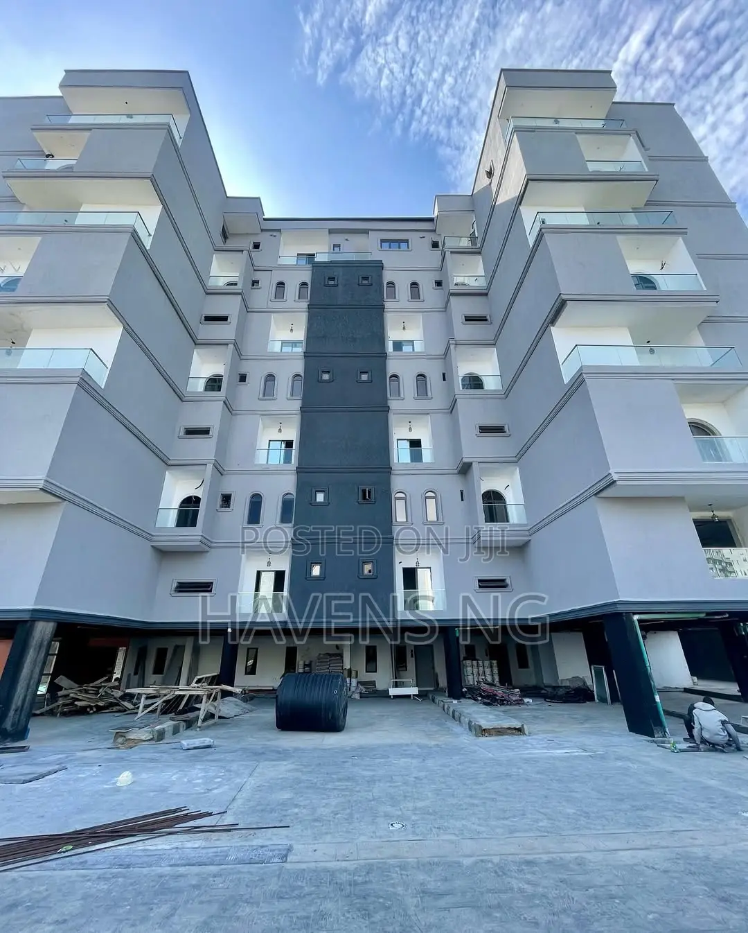 3bdrm Maisonette in Lekki Phase 1 for sale in Lekki Phase 1