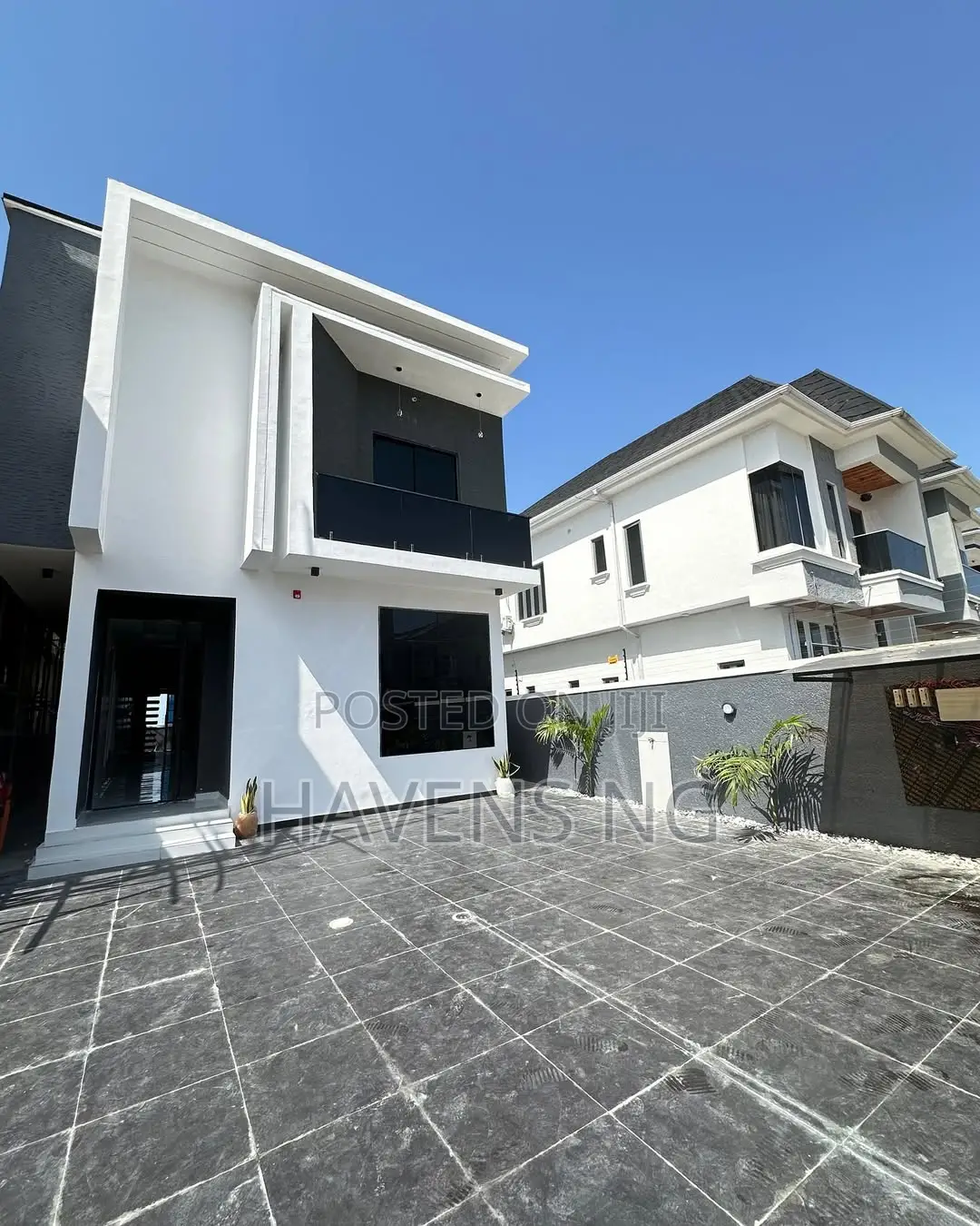 5bdrm Duplex in Ado / Ajah for sale in Ado / Ajah