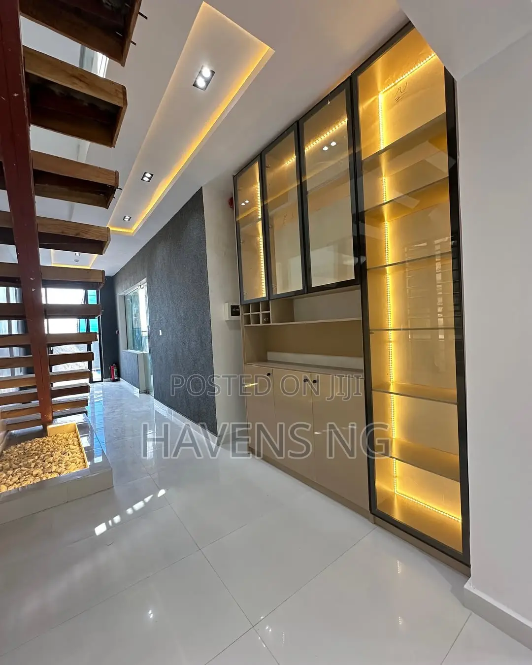 5bdrm Duplex in Ado / Ajah for sale in Ado / Ajah