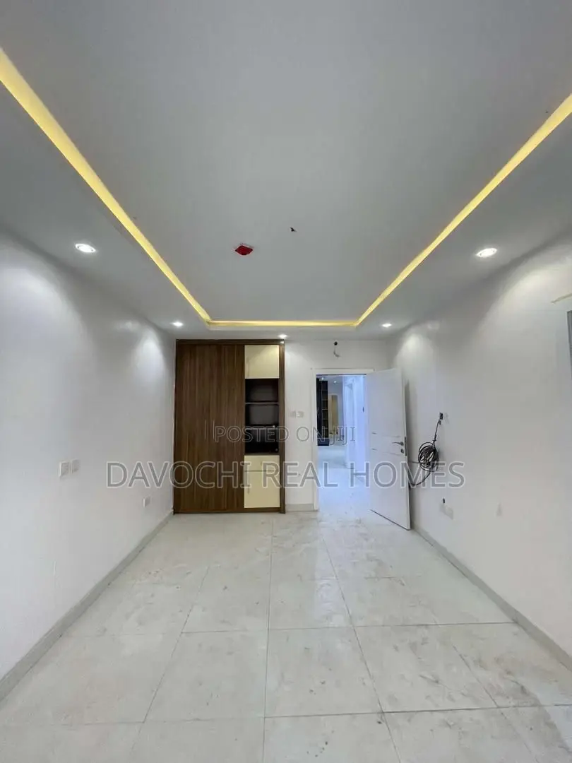 3bdrm Penthouse in Victoria Island for rent in Victoria Island Extension