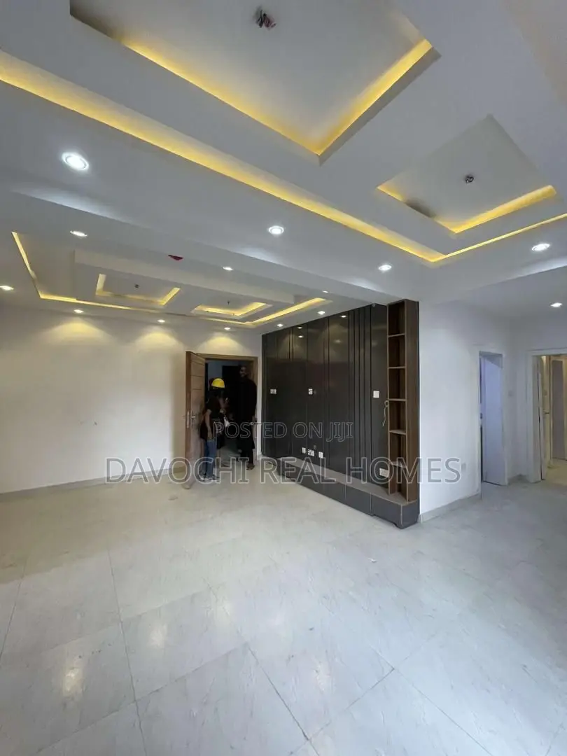 3bdrm Penthouse in Victoria Island for rent in Victoria Island Extension