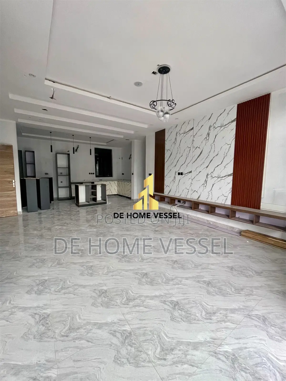 2bdrm Apartment in Ikota for sale in Ikota