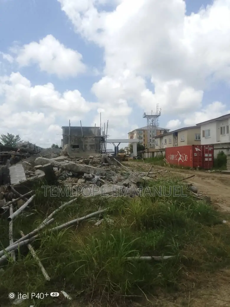 Standard Land in a Perfect Location in Chevron