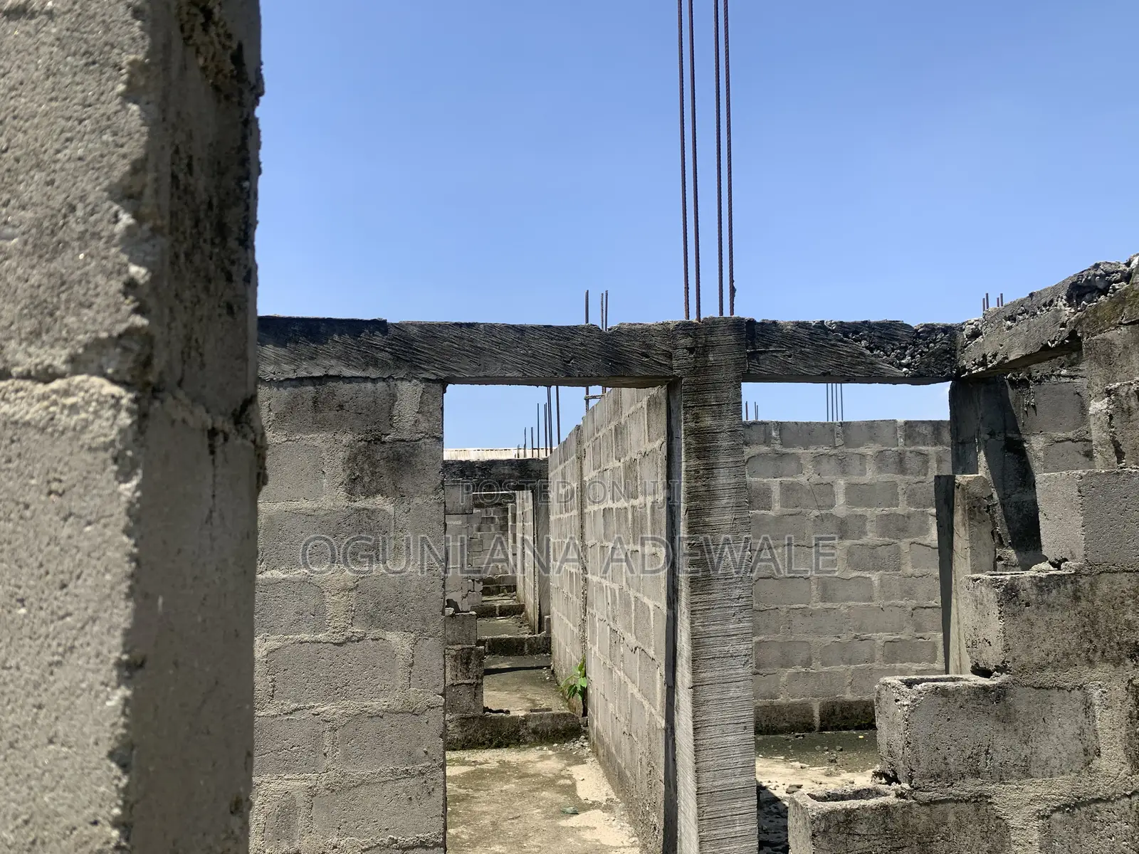 8bdrm Block of Flats in Ijeododo, Ikotun/Igando for sale in Ikotun/Igando