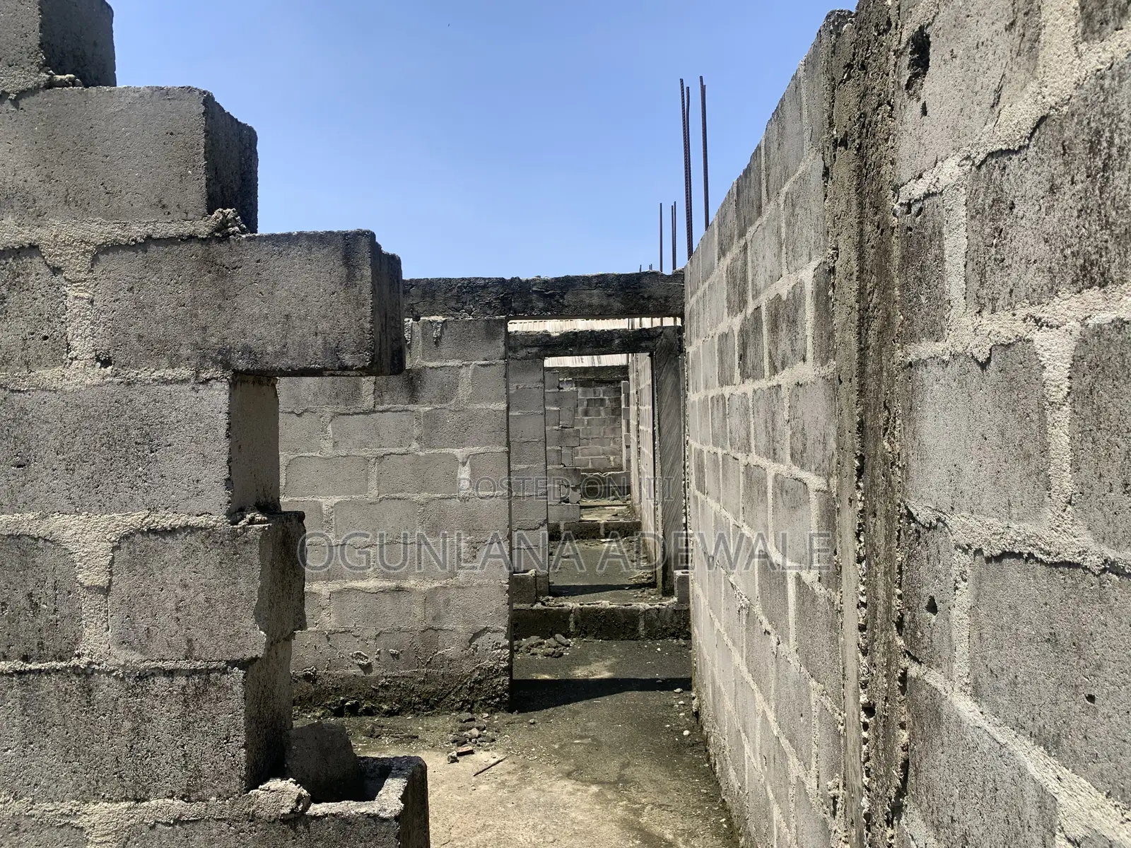 8bdrm Block of Flats in Ijeododo, Ikotun/Igando for sale in Ikotun/Igando