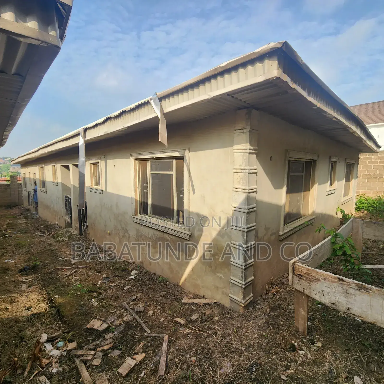 2bdrm Bungalow in Kasumun Estate, Akala Express for sale in Akala Express