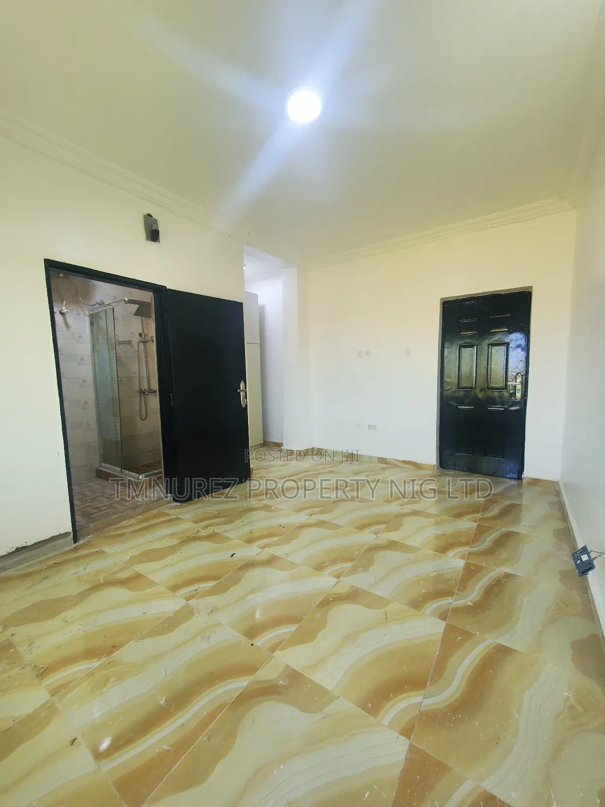 Studio Apartment in Paradise3, Chevron for rent in Chevron