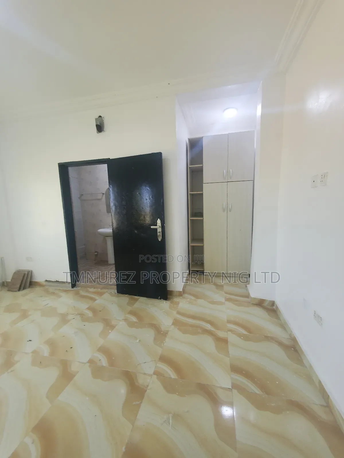 Studio Apartment in Paradise3, Chevron for rent in Chevron