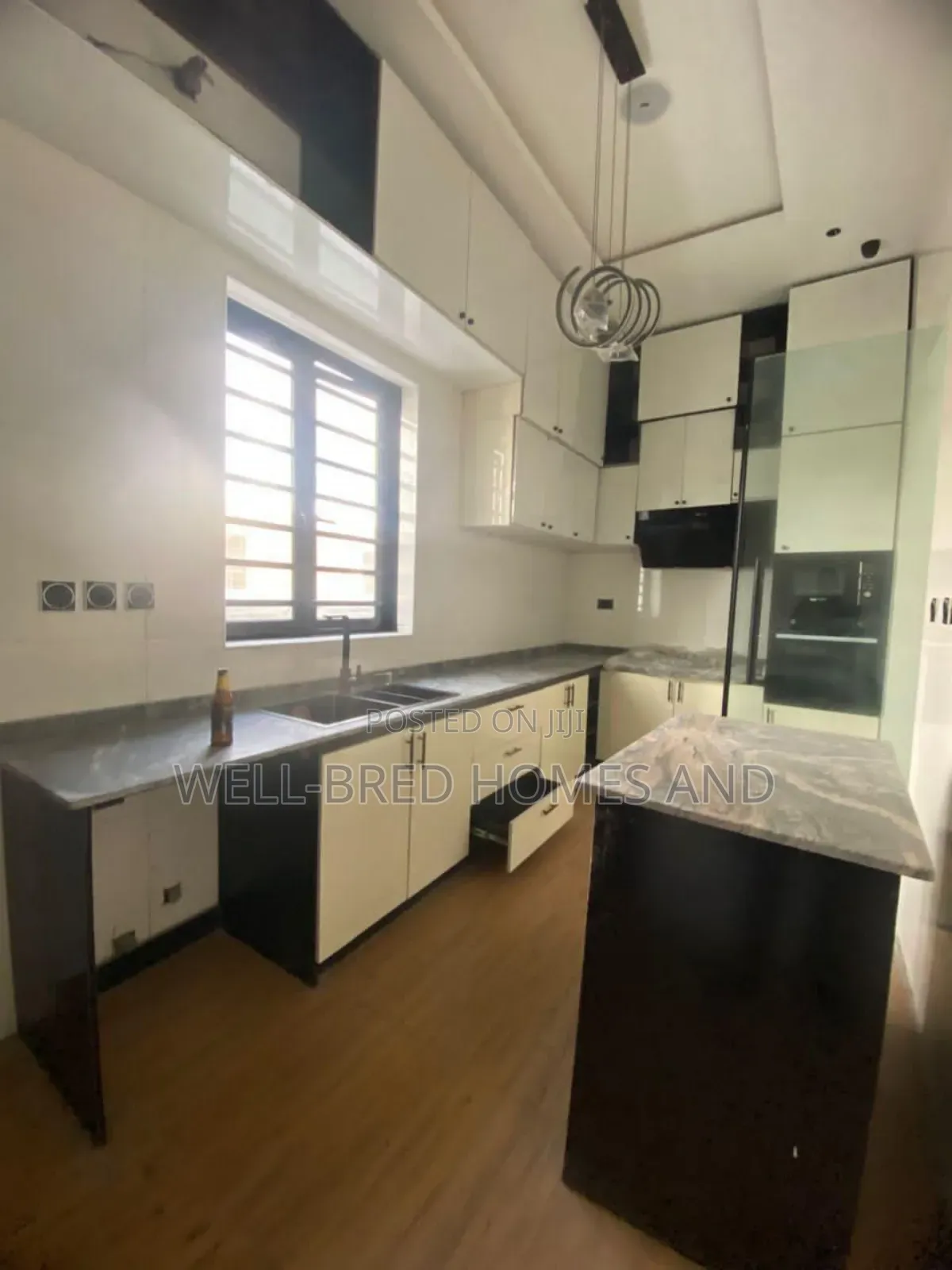 4bdrm Duplex in Ikota Lekki Lagos for rent in Lekki