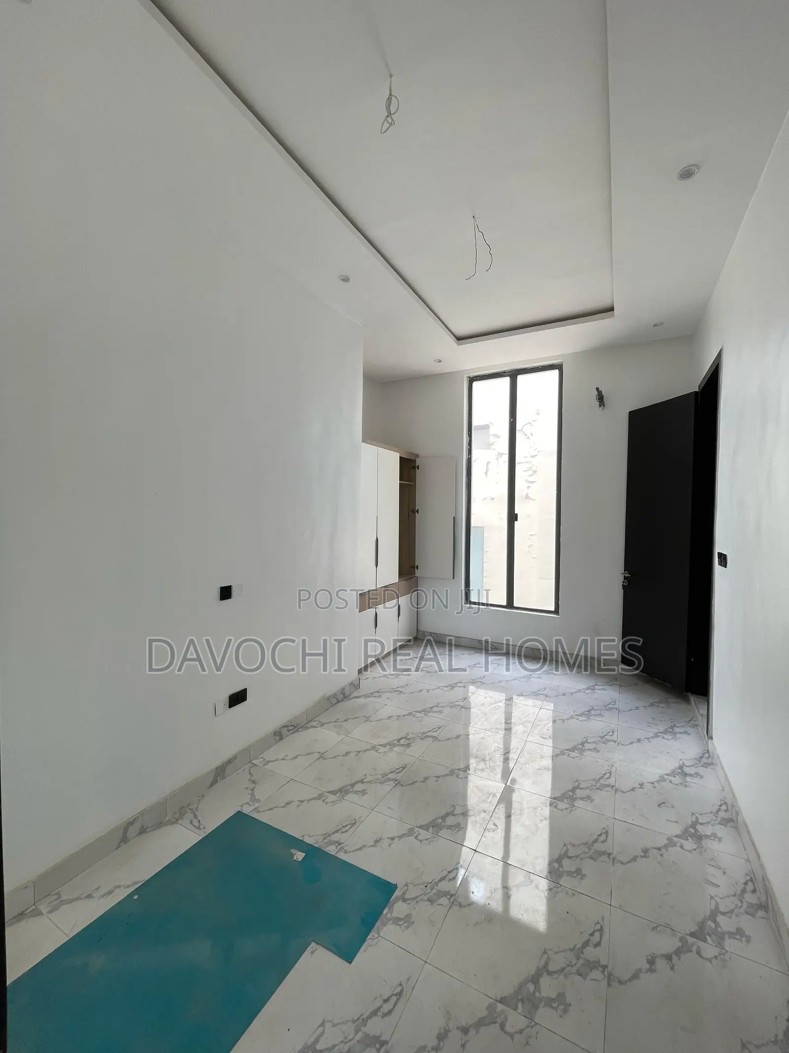 5 Bedroom Fully Detached Duplex for Sale in Osapa london