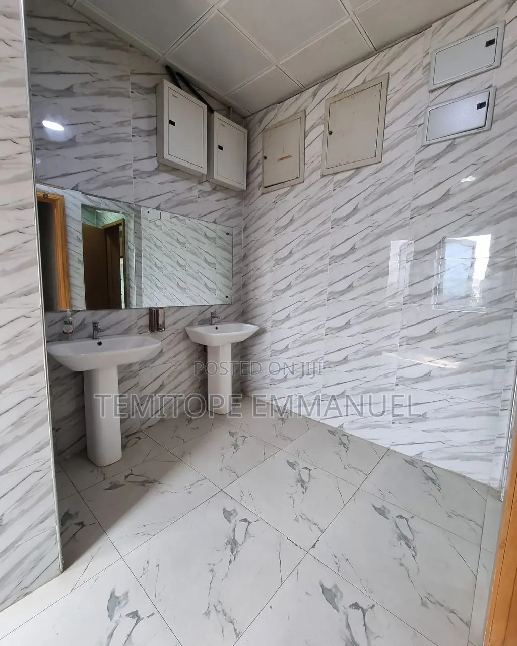 Stunning Office Space in a Good Area in Airport Road / Ikeja