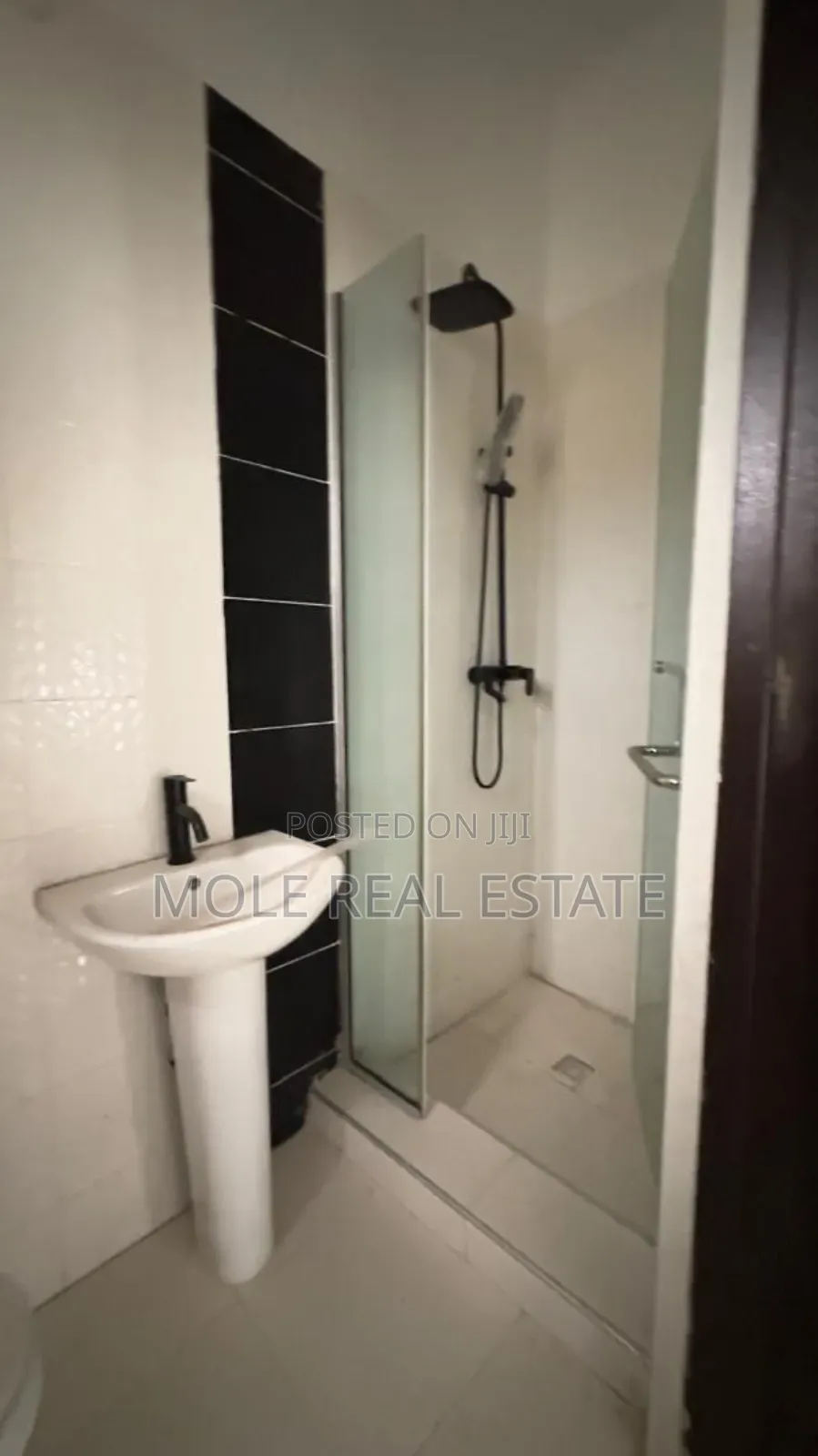 1bdrm Block of Flats in Egbe for sale in Egbe / Ikotun/Igando