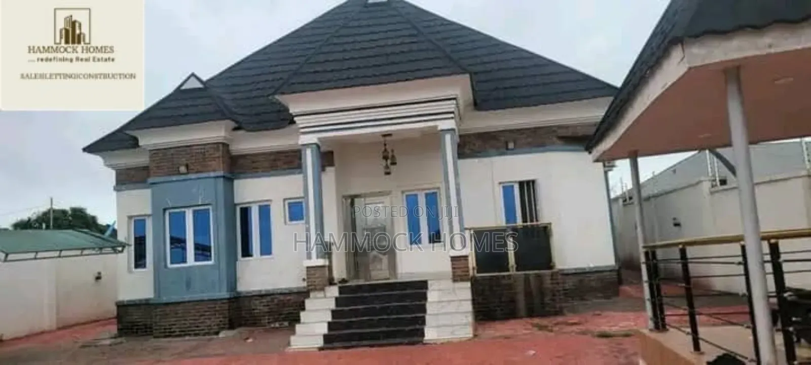 3bdrm Bungalow in Peace Estate, Ologuneru for sale in Ologuneru