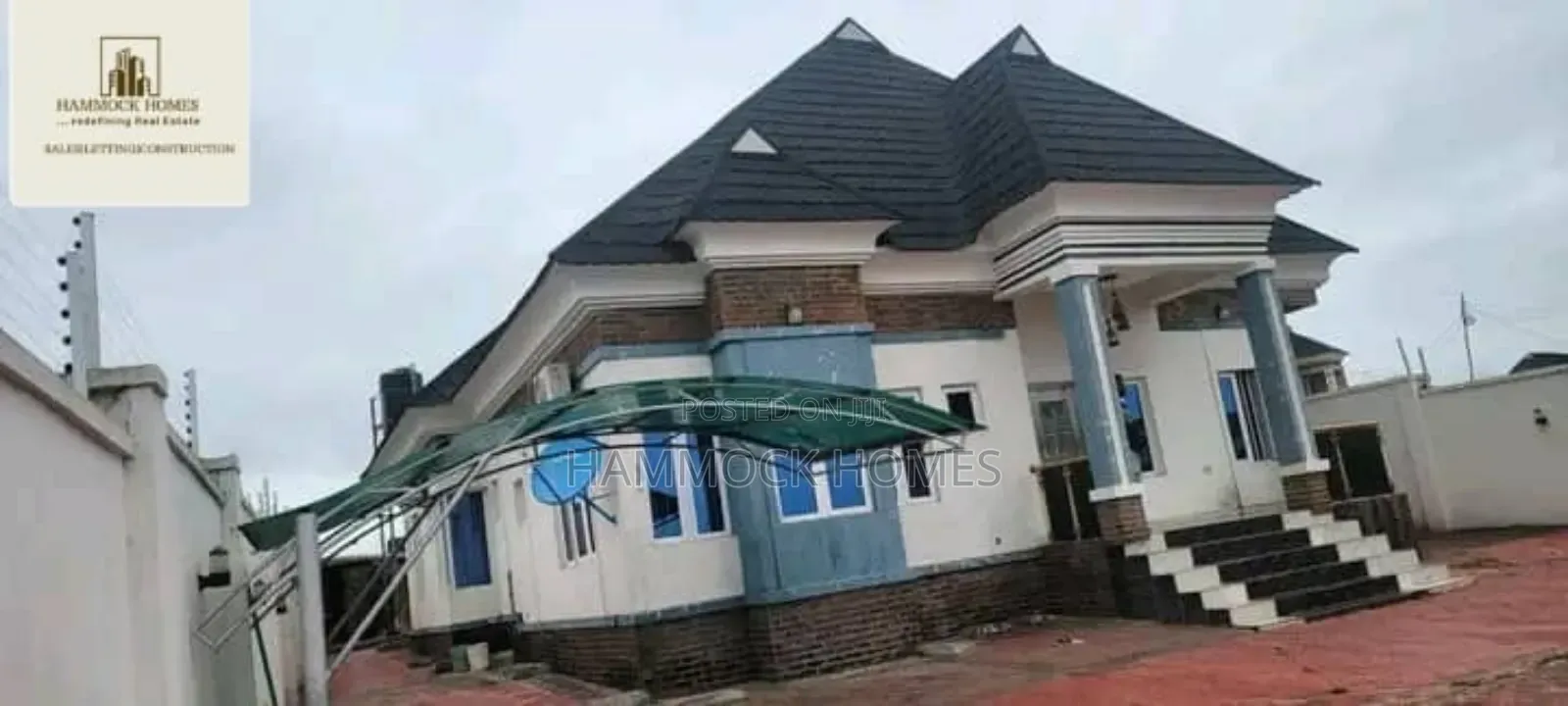 3bdrm Bungalow in Peace Estate, Ologuneru for sale in Ologuneru