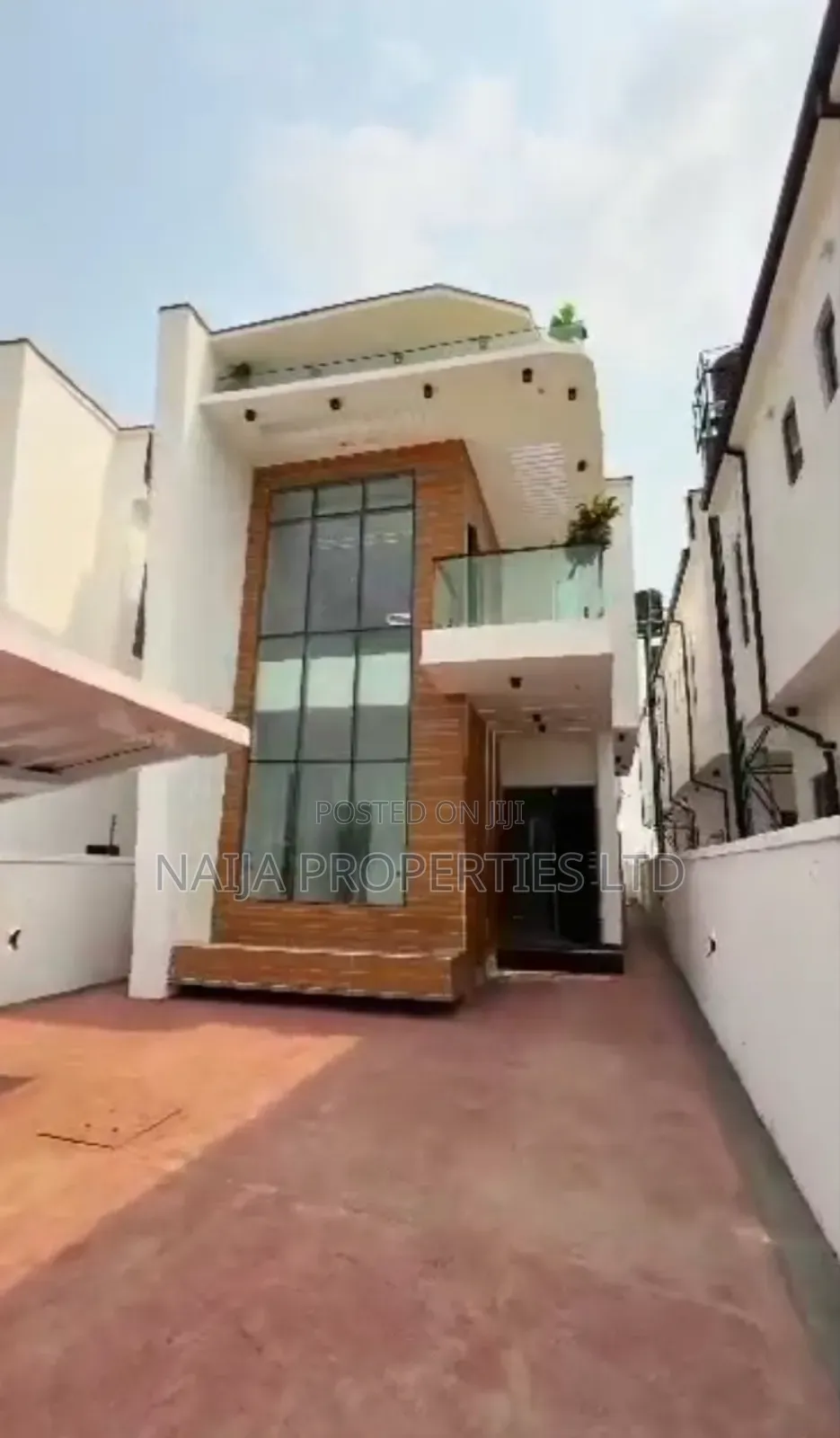 5bdrm Duplex in Ajah for sale in Ajah