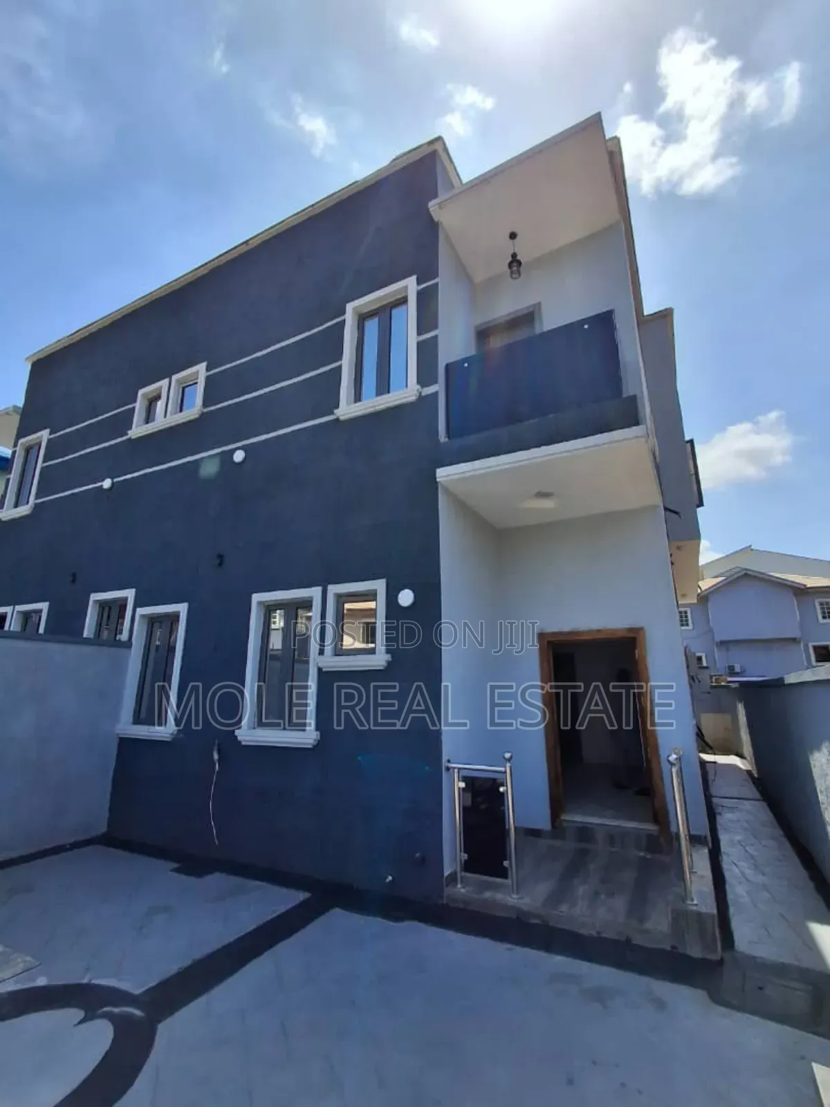 Furnished 4bdrm Duplex in Magodo Phase 1 for sale in Magodo Isheri