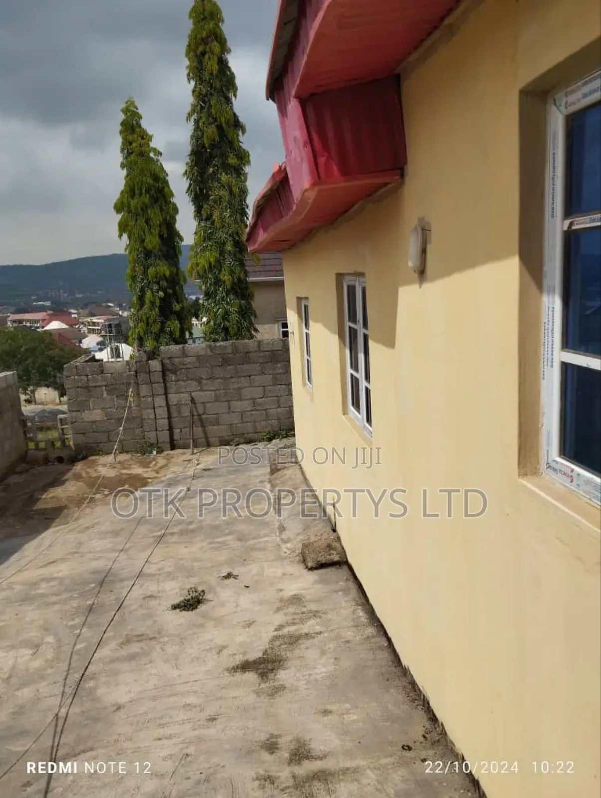 3bdrm Bungalow in At Ushafa Back Of for sale in Ushafa