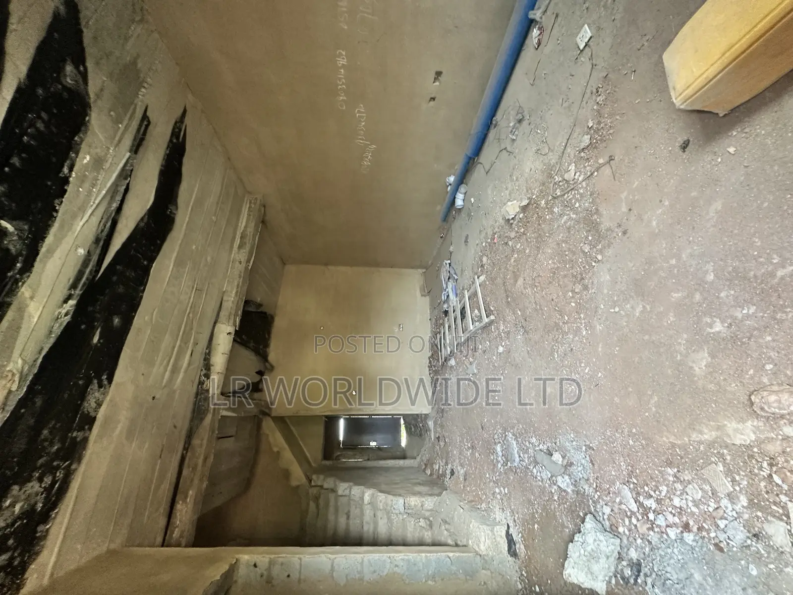 3bdrm Townhouse/Terrace in Lugbe District for sale in Lugbe District