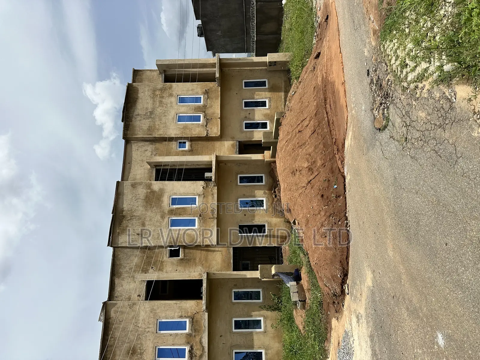 3bdrm Townhouse/Terrace in Lugbe District for sale in Lugbe District