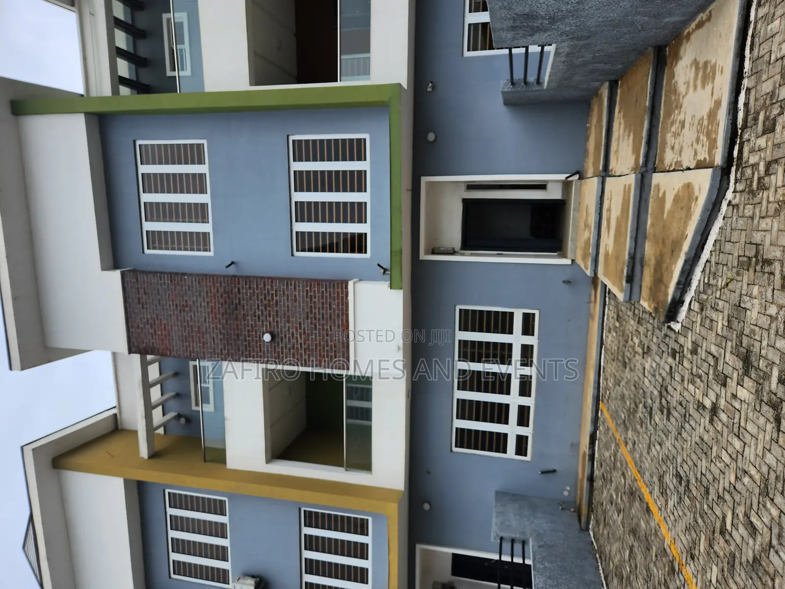 4bdrm Duplex in Iyaganku Gra, Iyanganku for sale in Iyanganku