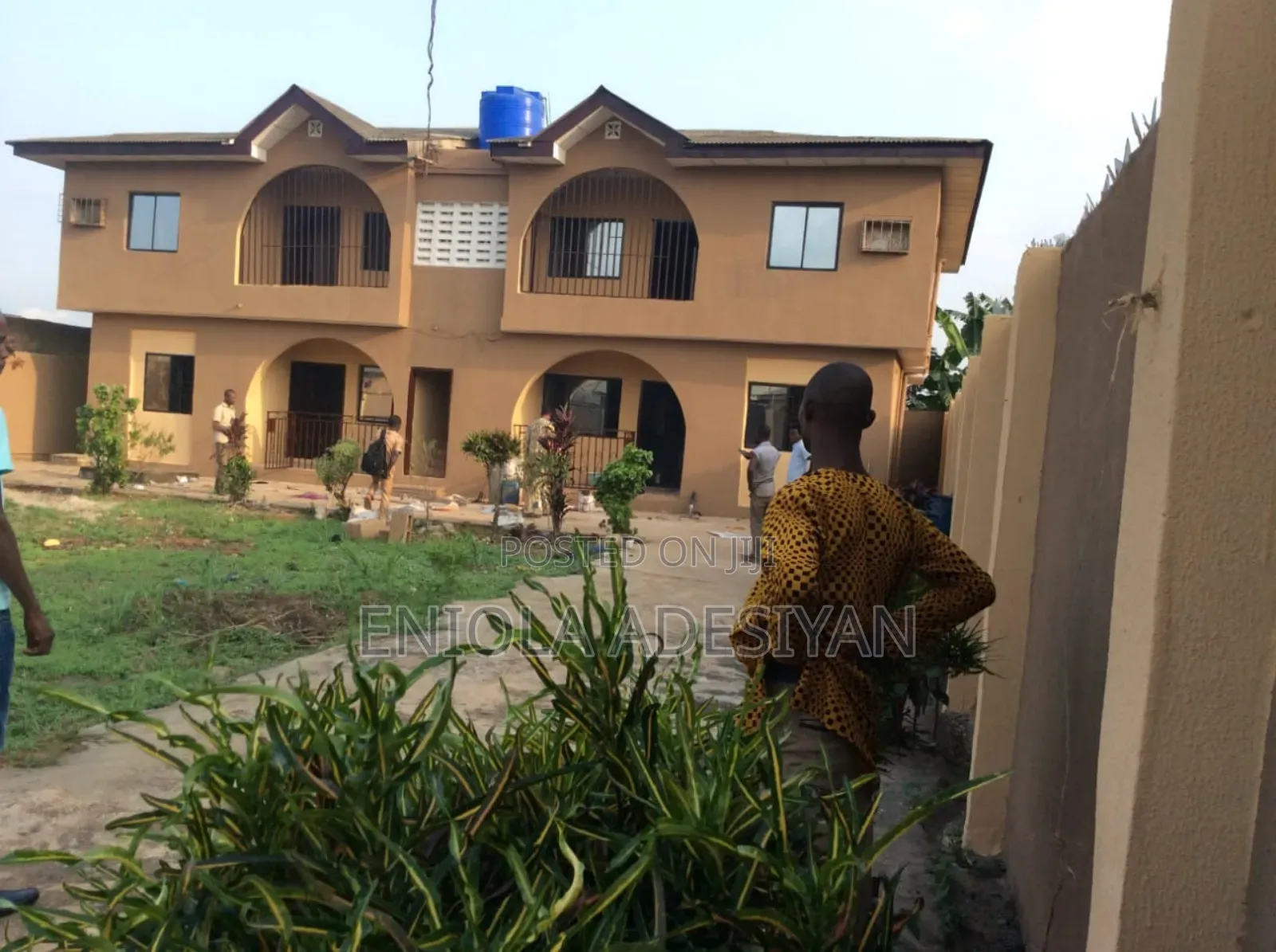 Furnished 8bdrm Block of Flats in Ikorodu for sale in Ikorodu Garage
