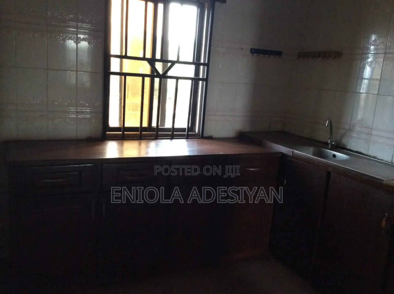 Furnished 8bdrm Block of Flats in Ikorodu for sale in Ikorodu Garage