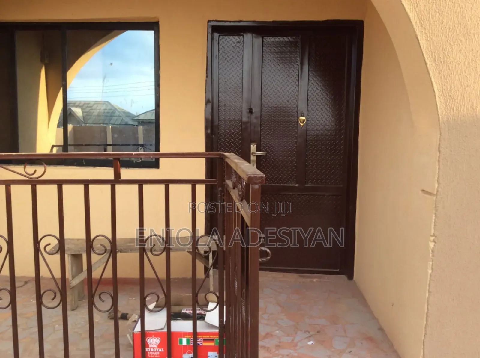Furnished 8bdrm Block of Flats in Ikorodu for sale in Ikorodu Garage