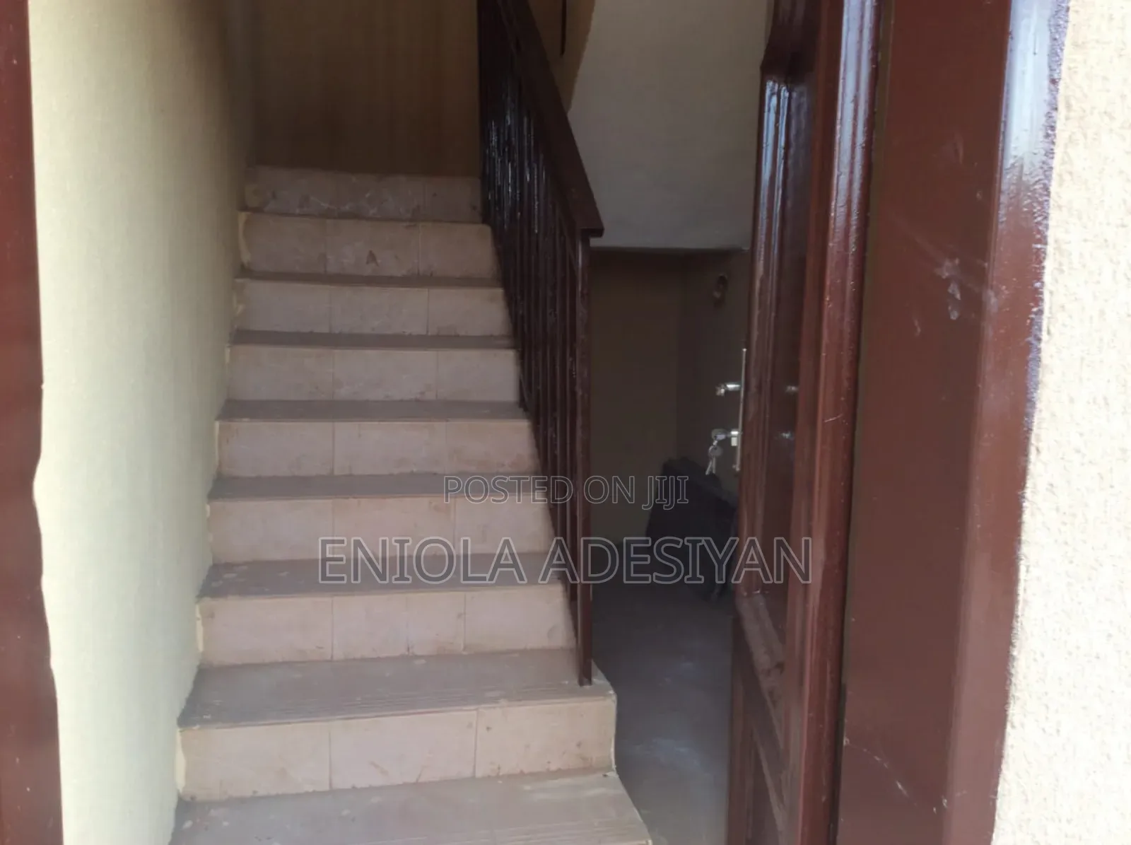 Furnished 8bdrm Block of Flats in Ikorodu for sale in Ikorodu Garage