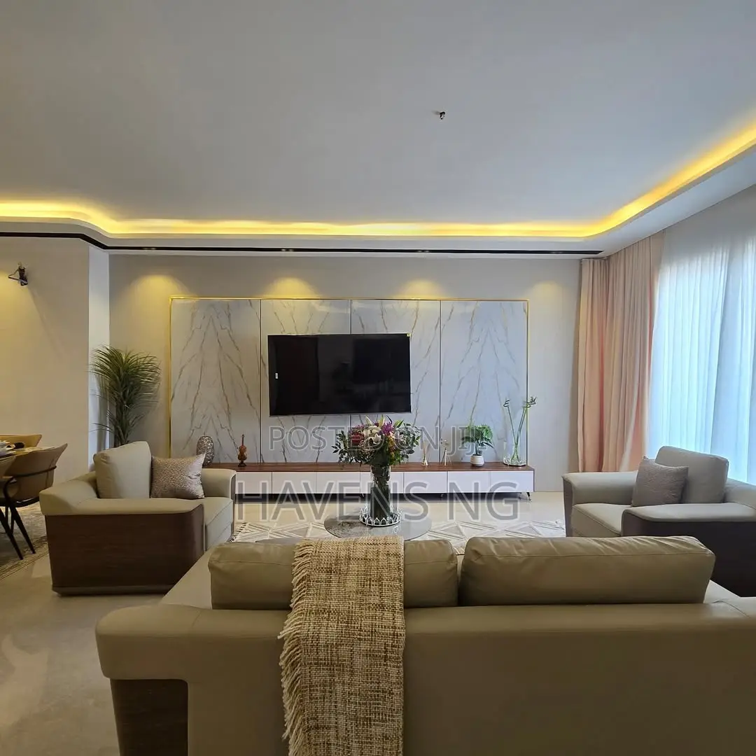Furnished 2bdrm Apartment in Lekki Phase 1 for sale in Lekki Phase 1